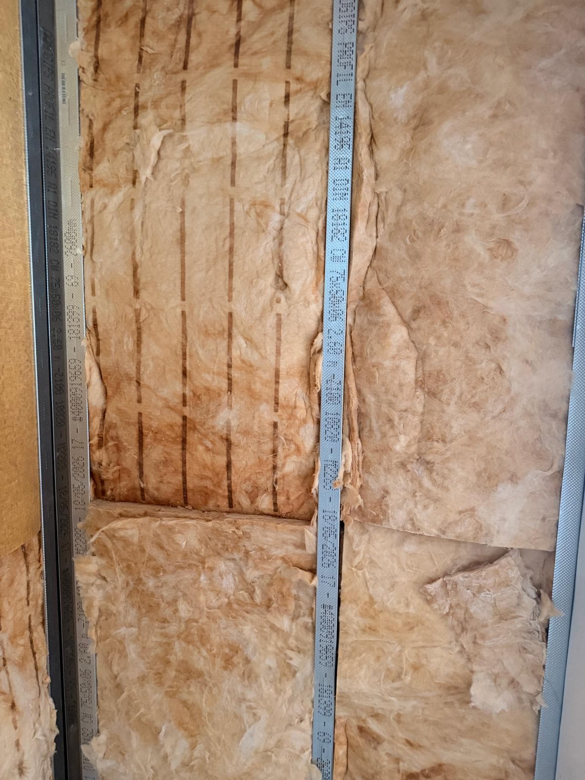 Metallständerwerk mit Mineralwolle-Dämmung